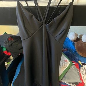 MOVE OUT sale ! Black express criss cross straps